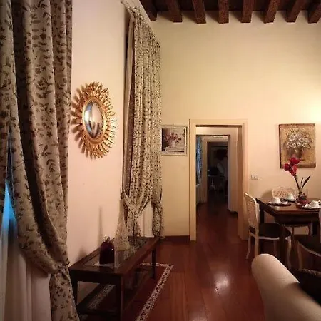Apartment Ca' Ormesini *